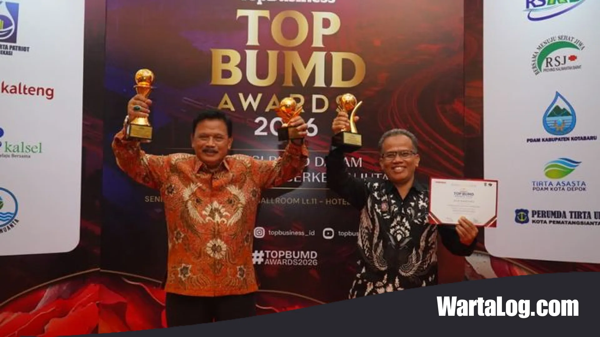 Kado Istimewa HUT Nganjuk: Kang Marhaen dan BPR Anjuk Ladang Borong Penghargaan di TOP BUMD Awards 2026