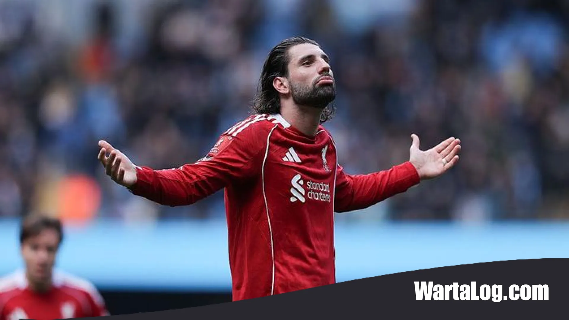 Ketegangan di Tribun Berakhir Damai, Dominik Szoboszlai Sampaikan Permohonan Maaf kepada Fans Liverpool