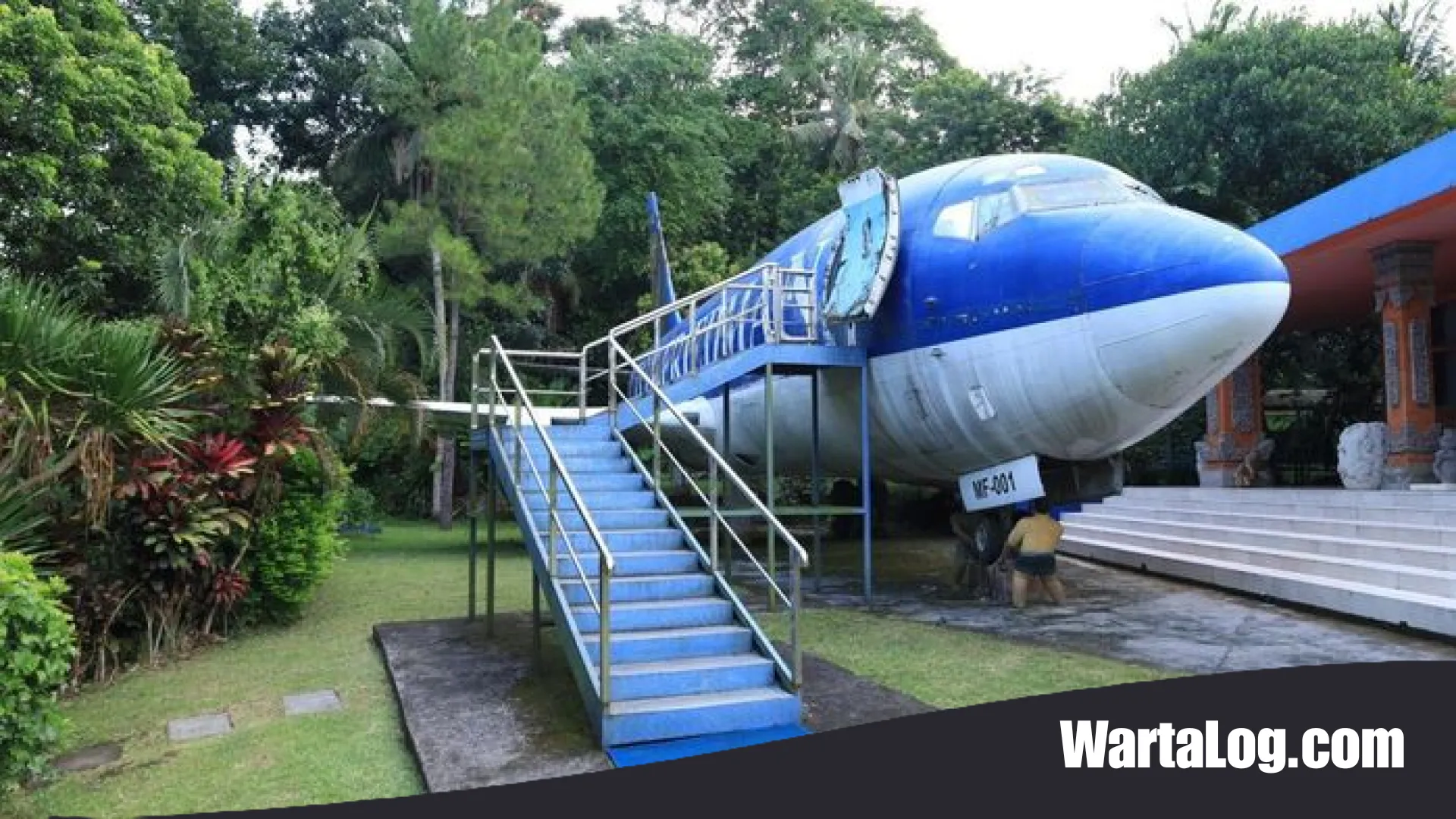 Sensasi Menginap di Kabin Boeing 737: Menelusuri Jejak Kemewahan Tersembunyi di Jantung Ubud