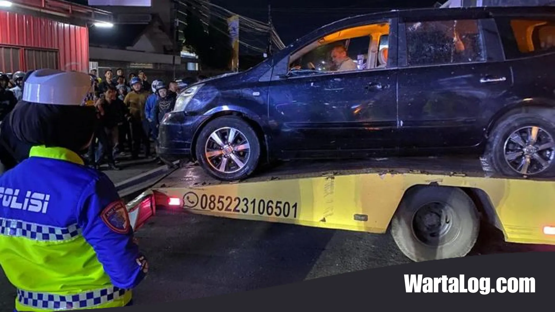 Tragedi Jalan Raya Ciledug: Grand Livina Maut Hantam Gerobak Nasi Goreng di Garut, Satu Korban Tewas