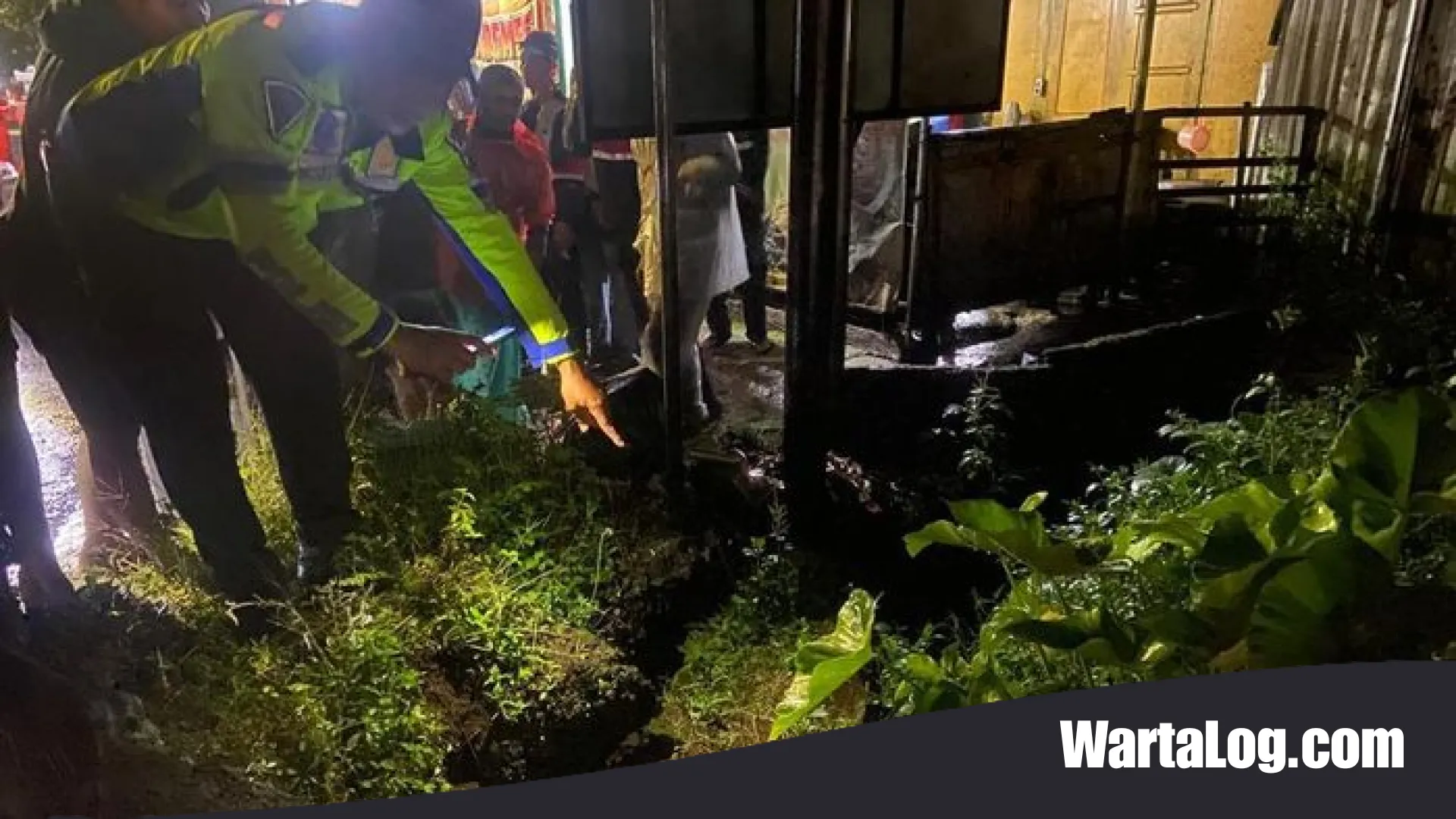 Tragedi Jembatan Sungai Pelus Banyumas: Motor Terperosok, Satu Remaja Hilang Terseret Arus