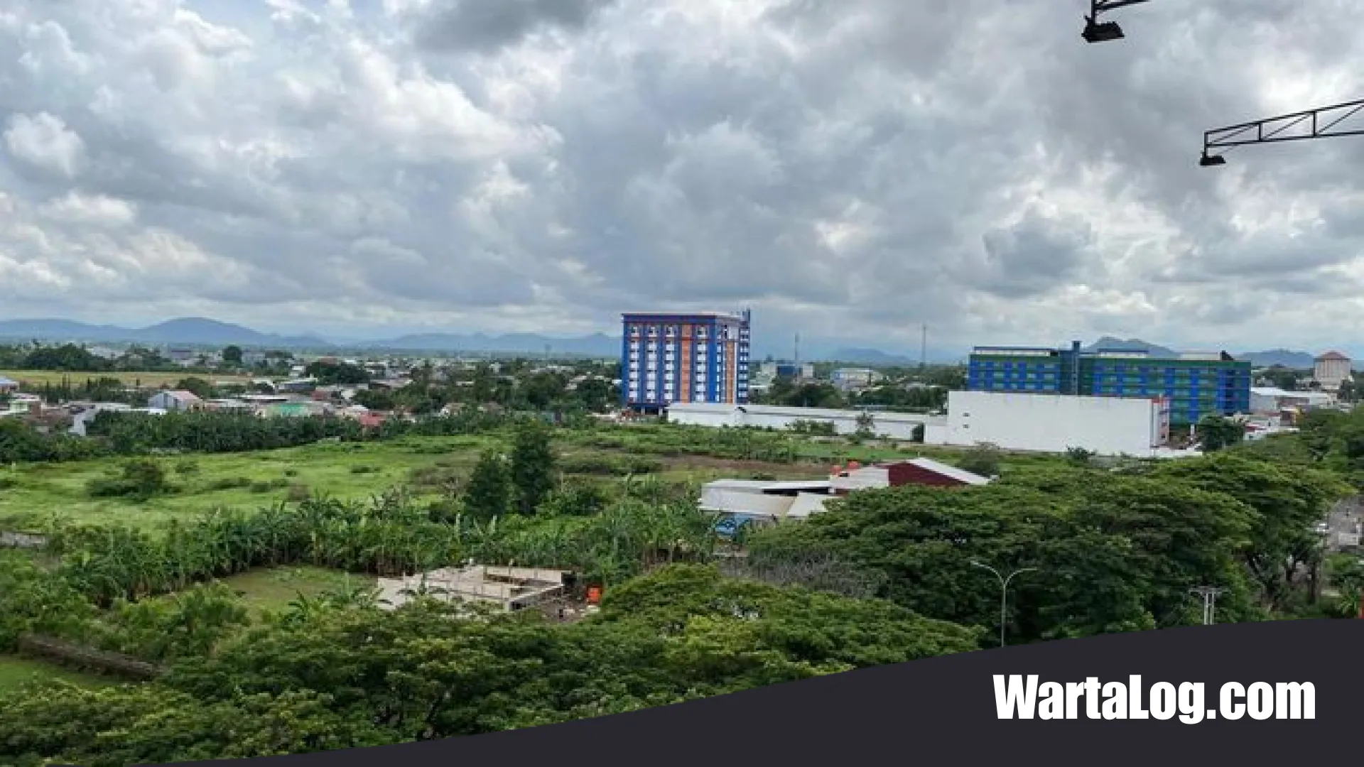 Update Prakiraan Cuaca Makassar 12 April 2026: Kondisi Berawan Mendominasi Kota Daeng